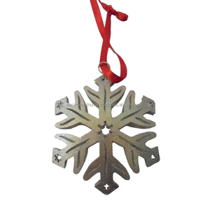 Novedad: Estrella Colgante de Hierro de Tamaño Mediano, Color Blanco, Decoración Navideña para Colgar en la Pared, Hecha a Mano, Venta al por Mayor, Personalizable - Product Image 2