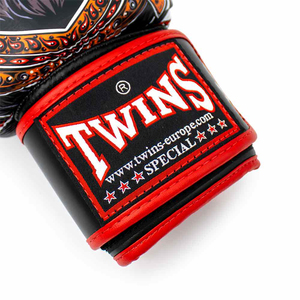 Professional Twins Sparring Gloves 16 Oz <b>Strap</b> Closure Adult Martial Arts Twins Gears Cowhide Leather UV Protection Twins Gloves - Product Image 3