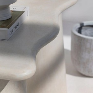 Mesa de Consola con Superficie de Microconcreto Moteado Vandana Lunaris Sierra, Diseño Moderno y Minimalista - Product Image 2