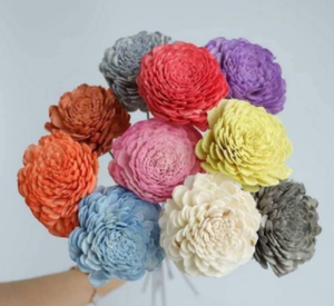 ดอกดาฮีเลียโซล่าทำมือคุณภาพสูง ทนทาน เป็นมิตรกับสิ่งแวดล้อม ขายส่ง สำหรับตกแต่งภายใน/ภายนอก ใช้ในงานคริสต์มาส งานรับปริญญา - Product Image 1