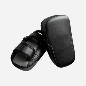 Pads de frappe thaïlandais durables pour l'entraînement de boxe, avec logo personnalisé, couleurs et tailles sur mesure - Product Image 1