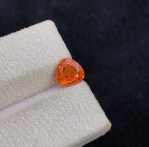 พลอยโกเมนธรรมชาติทรงเหลี่ยมสีส้มแฟนตา สำหรับทำแหวนและเครื่องประดับ - Product Image 5