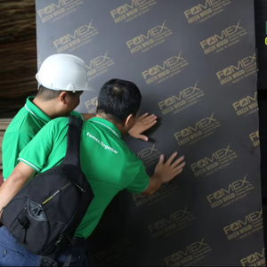 Contreplaqué filmé noir et brun à âme en bois massif 1220x2440mm 1250x2500mm 18mm 21mm pour coffrage de construction - Product Image 1