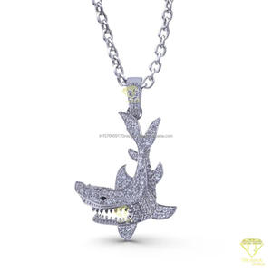 Pendentif Hip Hop Océanique Exclusif avec Sertissage de Diamants de Laboratoire Entièrement Incrustés et Finition Argentée - Product Image 4