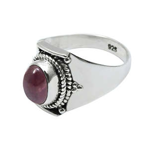 Anillo de turmalina rosa de diseño vintage, hecho a mano, de alta calidad, joyería bohemia para él y ella, hecho de plata de ley 925. - Product Image 1