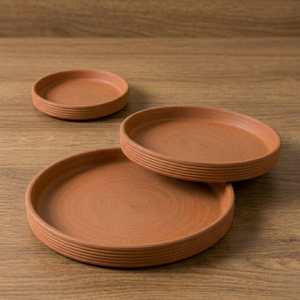 Juego de 4 Platos de Terracota Hechos a Mano, Vajilla de Barro con Borde Grabado, Platos para Servir, Juego de Vajilla Artesanal - Product Image 5