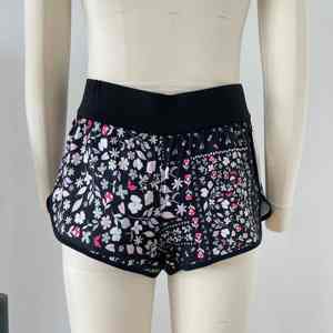 Shorts de Playa Modernos para Verano, Material Transpirable, Cómodos, Estilo Vacacional para Piscina, Shorts de Playa para Mujer - Product Image 5