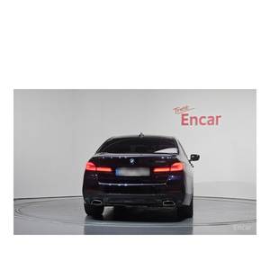 BMW Serie 5 530i M Sport 2023 con Volante a la Izquierda, Caja de Cambios Automática, 28,724 km - Product Image 4