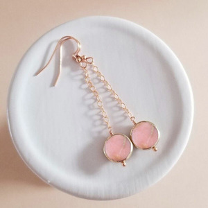 Pendientes Colgantes con Forma de Moneda de Ópalo Rosa, Gema Natural Rosa Claro, Chapado en Oro Rosa, Joyería Hecha a Mano para Mujer - Product Image 1