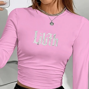 Lilith en fuente gótica camisa de manga larga de moda para mujer - Product Image 3