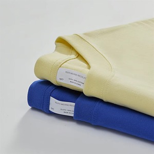 Wholesale High Quality Heavyweight Small <b>Collar</b> <b>T</b> <b>Shirt</b> 240gsm OEM <b>T</b> <b>Shirts</b> Street Wear Custom Graphic <b>T</b> <b>Shirt</b> - Product Image 5