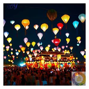 Linterna de Seda Vietnamita, Recuerdo Inspirado en la Ciudad Antigua de Hoi An, para Tiendas de Souvenirs y Colecciones de Regalos Históricos, Venta al Por Mayor - Product Image 2