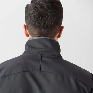 New OEM Logo Lightweight Softshell Jacket Men Camping Hiking High Quality Latest Design Custom Softshell Jackets for Men - Product Image 3