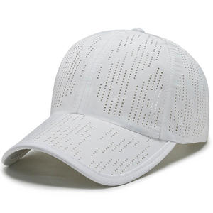 Fabricant de casquettes trucker en maille personnalisées de qualité supérieure, ajustables, avec fermeture snapback, fournisseur OEM en gros pour l'exportation - Product Image 5
