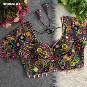 Blusa de moda para mujer estilo Gamthi con espejos múltiples y lentejuelas de hilo colorido, bordado Kodi con corte de manzana, de seda italiana, ideal para festivales. - Product Image 2