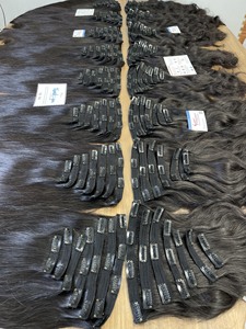 Extensiones de cabello Remy humano con clip de onda natural al por mayor en stock grande Super sedoso suave mejor calidad - Product Image 2