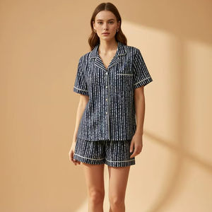 Ensemble pyjama court et haut pour femmes, confortable pour la nuit - Product Image 1