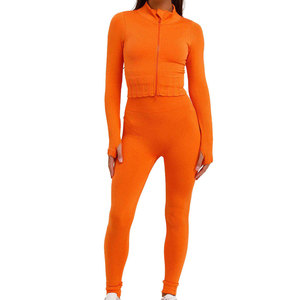 Conjunto de Yoga de 3 Piezas de Primera Calidad para Mujer, con Logotipo Frontal, Ecológico, Transpirable, Ropa Deportiva para Entrenamiento y Fitness - Product Image 1