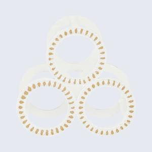 Soporte decorativo para 3 botellas de vino con acabado blanco envejecido y recortes circulares, expositor de vino redondo de madera estilo shabby chic. - Product Image 4