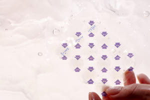 Patch anti-acné invisible ultra-fin |   Fabriqué en Corée |   Hydrocolloïde respirant |   Application EZ Touch Clean - Product Image 5