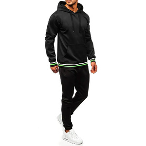 Conjunto Deportivo de Dos Piezas de Alta Calidad para Invierno, Pantalones Deportivos y Sudadera con Capucha, Logotipo Personalizado, Sudadera con Capucha Gruesa - Product Image 5