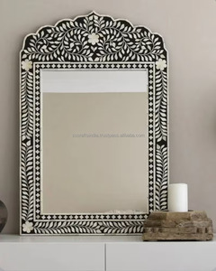 Miroir décoratif en incrustation d'os de fabrication indienne Accent luxueux pour entrée ou salle à manger disponible à un prix abordable - Product Image 3