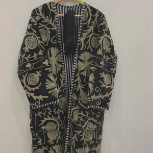 ชุดกิโมโนกำมะหยี่ปักมือลายซูซานีสุดหรู สไตล์โบฮีเมียน ชุดคลุมยาวลายดอกไม้สุดสง่างาม งานฝีมือแบบดั้งเดิมสำหรับผู้หญิง - Product Image 1