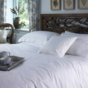 Quang Thanh Embroidery Custom Wholesale White Floral Duvet Cover Sets 250TC Cotton <b>Bedding</b> Sets Machine-washable Home Wedding - Product Image 3