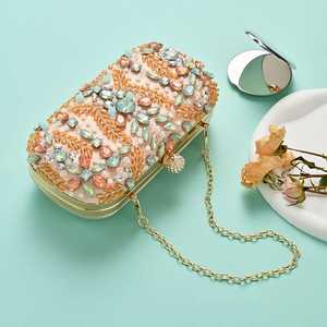 Pochette brodée à la main, prix de gros, élégante pochette pour femmes pour mariage, fête et occasions spéciales - Product Image 5