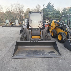 XC7 TV12 Mini Loader Crawler Type High <b>Load</b> Moment Diesel-Powered Construction Machinery - Product Image 5