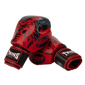 นวมชกมวยไทย MMA ซานด้า คิกบ็อกซิ่ง รุ่น FBGV-50 หนังวัวแท้คุณภาพพรีเมียม พร้อมที่จับมือแบบเต็มนิ้ว สายรัดข้อมือปรับได้ - Product Image 3