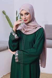 Abayas de Diseño Minimalista para Mujer, Tela Suave, Moda Islámica Tradicional, Antiestática, Larga hasta el Suelo, Manga Larga - Product Image 2