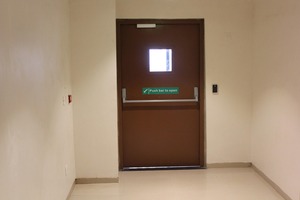Puerta Cortafuego de Acero de Buena Calidad para Complejos de Oficinas, Parques Comerciales y Edificios Corporativos Disponible al Mejor Precio - Product Image 3