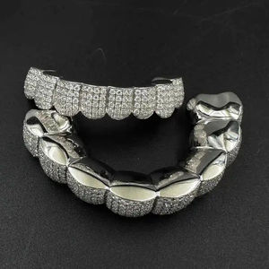 Grillz de Plata de Ley 925 con Diamantes de Moissanita, Diseño Facial, Regalo de Lujo para Moda Urbana Unisex - Product Image 5
