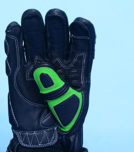 Guantes de Motociclista Negros y Verdes de Alta Calidad con Protección Integrada en los Nudillos, Diseño Transpirable y Ventilado para Deportes al Aire Libre y Motociclismo - Product Image 2