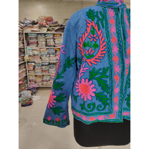 เสื้อแจ็คเก็ตผ้าฝ้ายปักลายดอกไม้สำหรับผู้หญิง แขนยาว คอจีน สวมใส่ได้ในฤดูใบไม้ผลิ ของขวัญสำหรับเธอ - Product Image 4