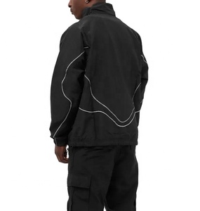 Chaqueta con Capucha y Bolsillo Delantero de Nailon Personalizada para Verano, Cortavientos Ligero, Anorak con Bordado, Diseño Reversible Impermeable para Hombre - Product Image 2
