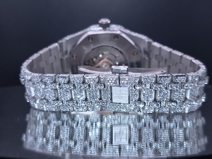 นาฬิกาข้อมือผู้ชายแบบกลไก ดีไซน์ฮิปฮอป หน้าปัดกระจกอะนาล็อกทรงสี่เหลี่ยมคุณภาพสูง ประดับเพชรโมอิสซาไนต์ VVS ขายดี ตกแต่งได้ตามต้องการ - Product Image 3