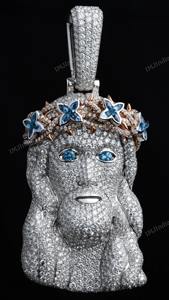 Colgante de Jesús Personalizado con Moissanita |   2.65 pulgadas de altura |   Oro blanco de 14 quilates sobre plata 925 |   Colgante con Incrustaciones de Diamantes para Hombre - Product Image 2