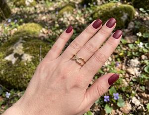 Bague trèfle à quatre feuilles plaquée or 18 carats, minimaliste, en forme de feuille d'or, bande ouverte, délicate, motif fleur, cadeau pour elle - Product Image 5