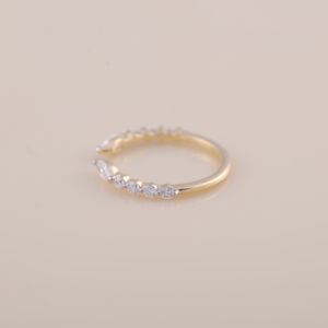 Anillo Abierto con Diamantes Cultivados en Laboratorio de Corte Marquise y Redondo de 0.47CT |   Anillo ajustable de oro rosa, amarillo y blanco de 9 quilates con diamantes - Product Image 4