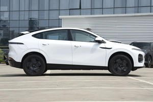 XPENG G6 Berline électrique à propulsion arrière avec batterie au lithium, sièges en cuir, pneus R17, moteur unique - Longue autonomie - Product Image 3