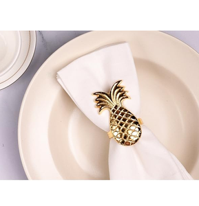 Anneau de serviette en laiton, design martelé, taille personnalisable, motif ananas, échantillon en stock - Product Image 1