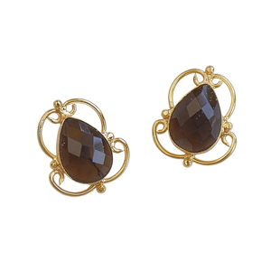 Pendientes de botón de cuarzo ahumado con engaste clásico de bisel, hechos a mano, chapados en oro de 18 quilates, diseño de luna, de Laxmi Jewellers, para boda - Product Image 2