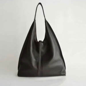 Bolsos de Mano Personalizados de Última Moda en Pakistán, Bolsos de Mano para Mujer Más Vendidos de Fitness Drills - Product Image 1