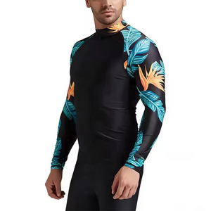 Camiseta de Protección Solar Unisex Negra de Manga Larga con Estampado de Hojas Tropicales UPF50+, Camiseta de Natación de Poliéster/Nailon para Adultos - Product Image 2