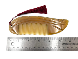 Peigne à cheveux artisanal en corne de buffle de la meilleure qualité, naturel, sculpté, moderne, démêlant, cadeau de mariage, objet de collection, durable, jaune - Product Image 4