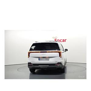 Kia Carnival HEV Signature 2024 de 7 Plazas con Asientos de Cuero, Caja de Cambios Automática, Cámara Trasera, 20,744 km - Product Image 4