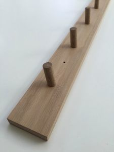 ตะขอแขวนเสื้อไม้ทรงเหลี่ยมทันสมัย - Product Image 4