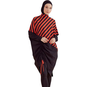 Ensembles de vêtements de sport modestes pour femmes musulmanes : haut court à capuche avec pantalon large et jupe portefeuille confortable, motif uni, coupe ample - Product Image 1